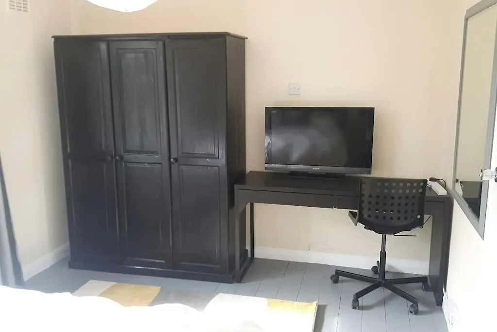 Apartment A Quiet Self-Contained Flat Close To Exeter. Stoke Canon