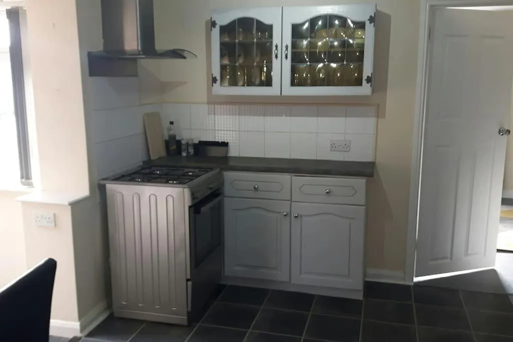 A Quiet Self-Contained Flat Close To Exeter. Stoke Canon