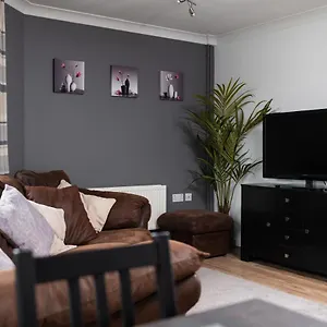 Charming 2br Ground Floor Flat In Sholing, 11 Mins From Centre - Recently Set Up With , Southampton United Kingdom